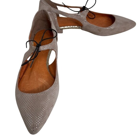 Belle By Sigerson Morrison Tan Suede Pointed Toe Flats With Black Laces size 8.5 - Picture 2 of 7